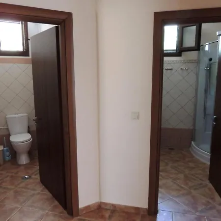 Hotel Meda House